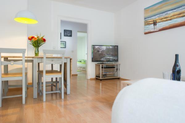 Ferienwohnung Hafenglueck 13 위버링겐 외부 사진